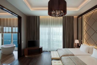 Akra Hotel