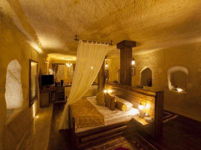 Kayakapı Premium Caves Cappadocia