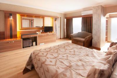 Didim Beach Resort & Didim Beach Elegance
