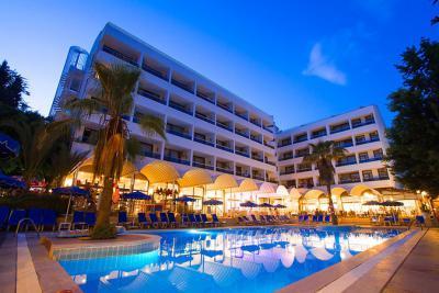 Hotel Kaya Maris