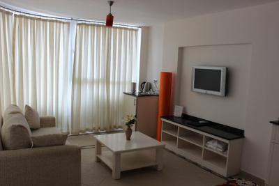 Golden Life Heights Delux Suit Hotel