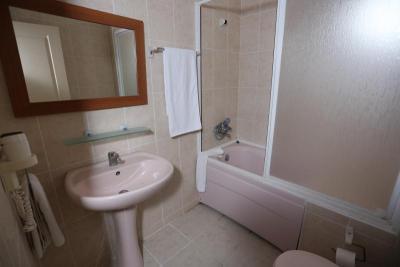 Tuntas Beach Hotel Altinkum