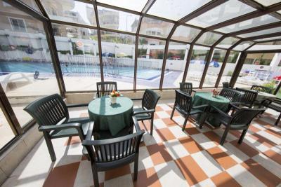 Tuntas Beach Hotel Altinkum