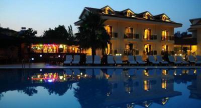 Han Deluxe Hotel