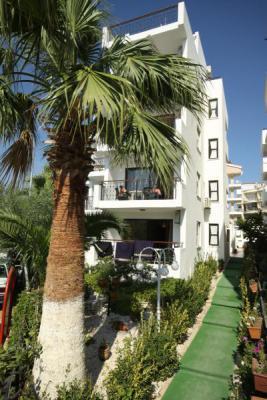 Tuntas Beach Hotel Altinkum