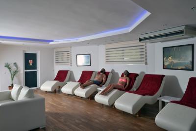 Suncity Hotel & Beach Club