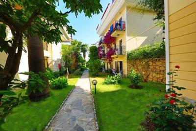 Yel Holiday Resort Hotel