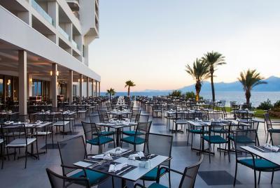 Akra Hotel